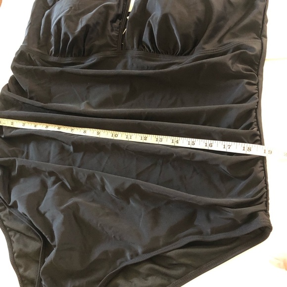 Aqua Eve Halter Keyhole Ruched Tummy Control One-Piece Swimsuit Plus Size 22W - Picture 12 of 16